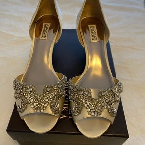 Badgley Mischka Barclay Kitten Heel D’Orsay